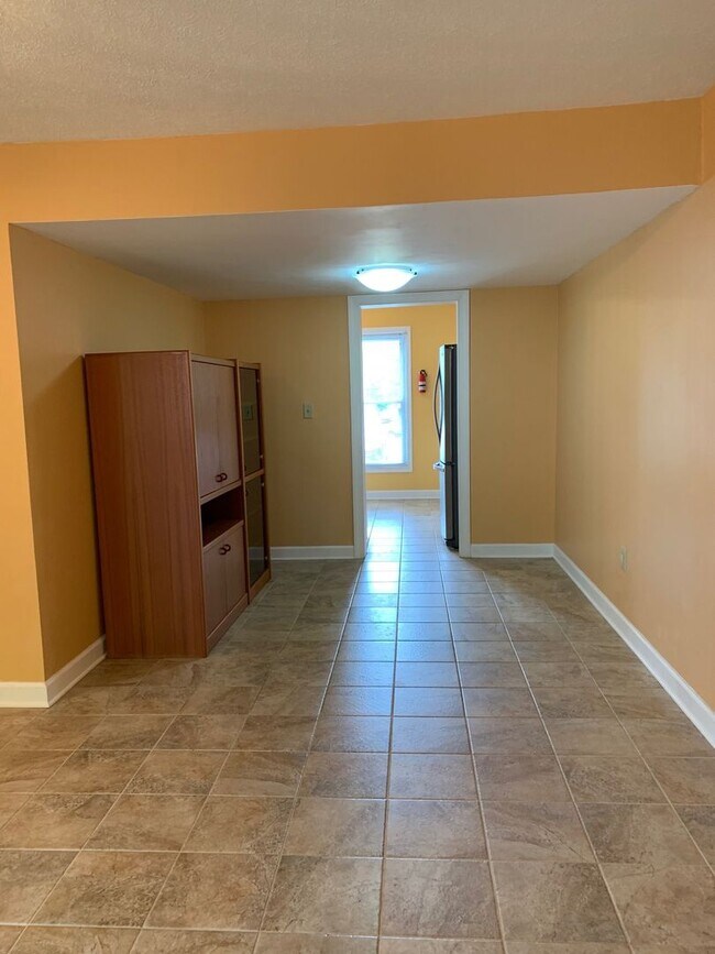 Photo - 336 Loudon Rd