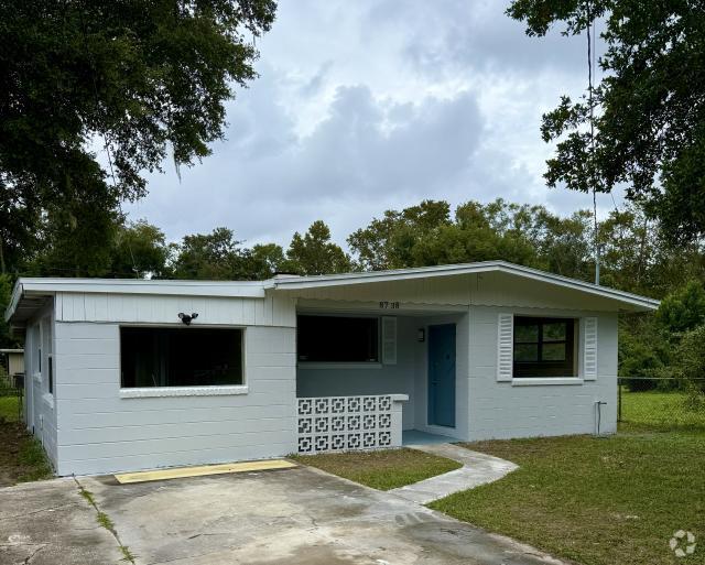 Building Photo - 4 bedroom in Jacksonville FL 32208 Rental