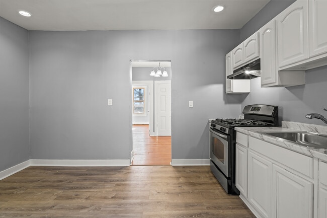 Photo - 61 Brenner St Unidad 3