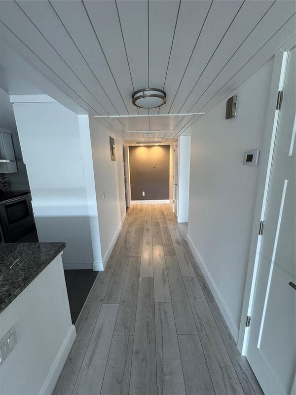 Photo - 3150 N Palm Aire Dr