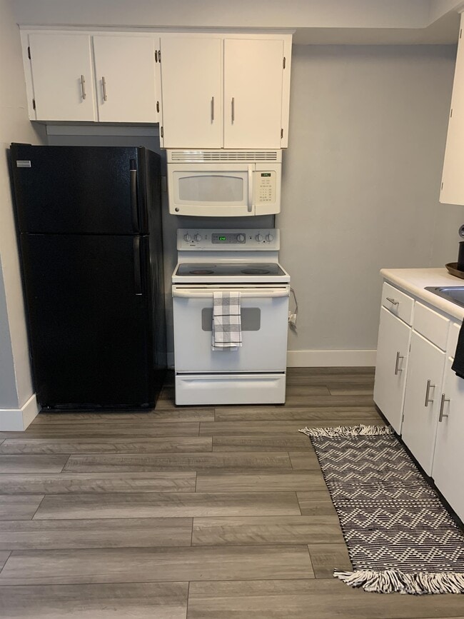 Photo - 2605 4th Ave E