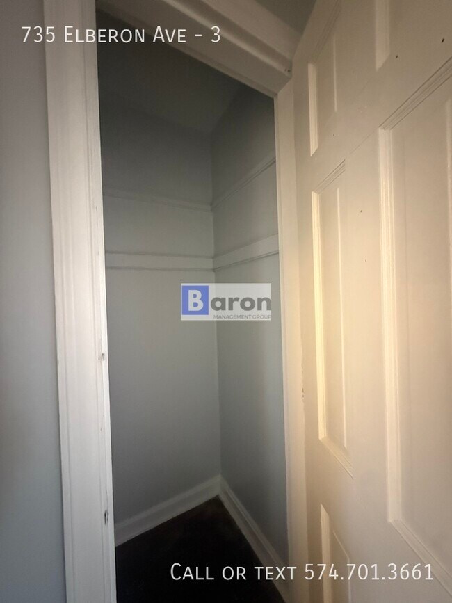 Photo - 735 Elberon Ave Unidad 3