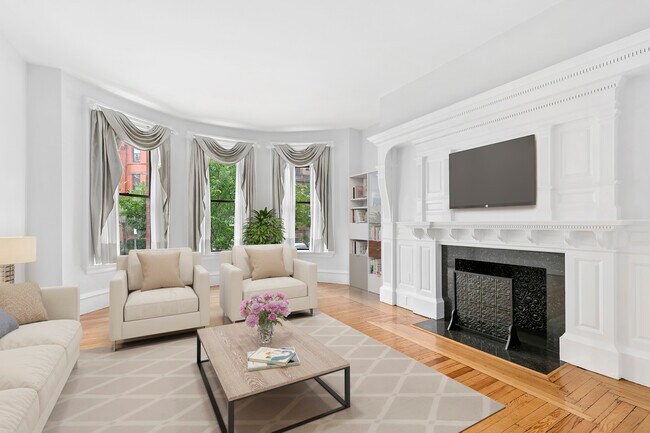 Photo - 403 Marlborough St Unit 4