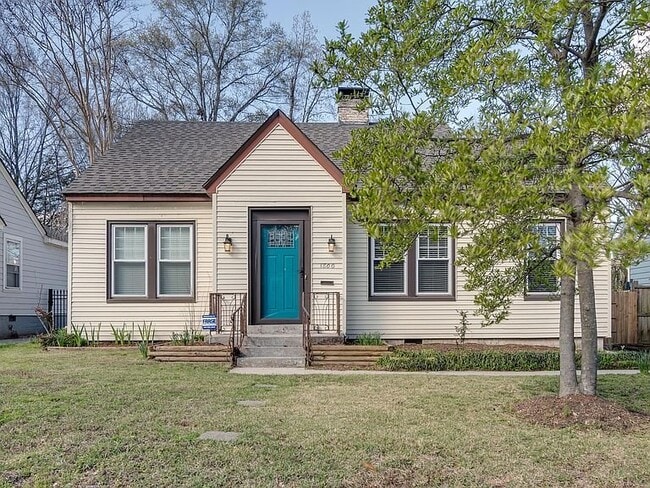 Building Photo - 1800 Mignon Ave
