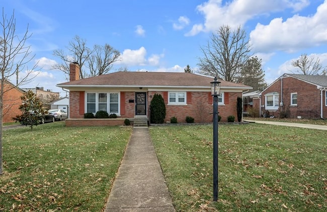 Photo - 2014 Rainbow Rd