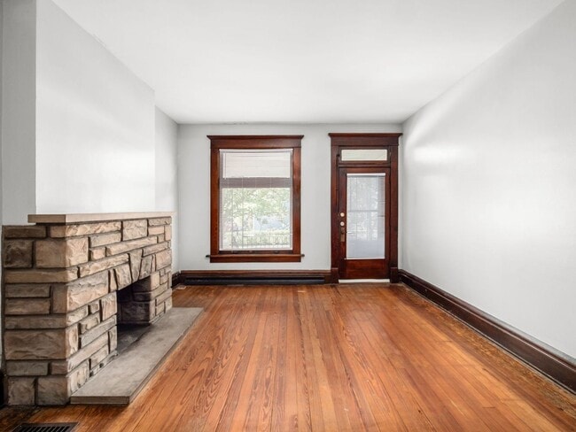 Photo - 1230 Indianola Ave