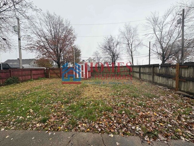 Photo - Three Bedroom House | Updated & Move In Ready!