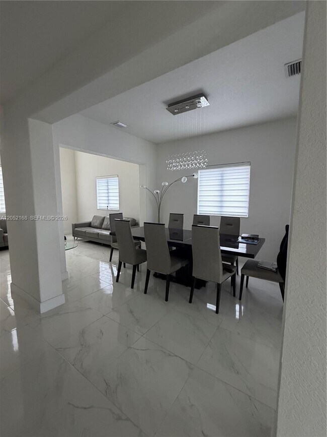 Photo - 4450 SW 164th Ave