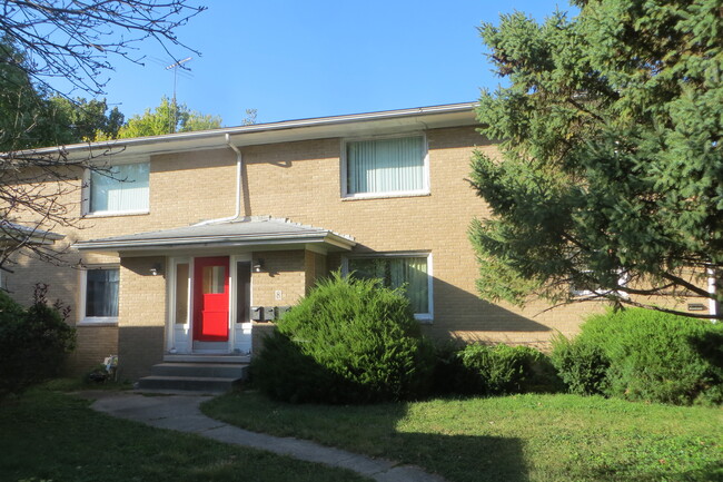 Building Photo - 1107 W Maple Ave S Unit 8D