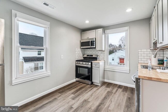 Photo - 625 Byberry Rd