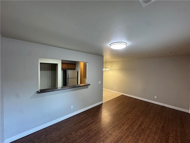 Photo - 904 S Wood Ave