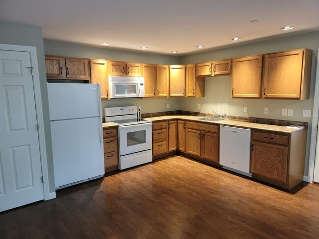 Photo - 345 Lake St Unidad 3