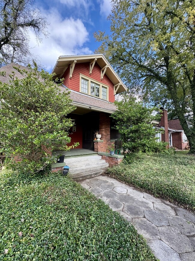 Photo - 2043 Dellwood Ave