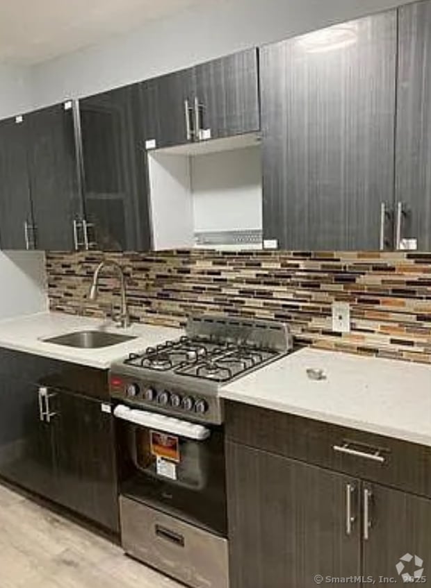 Building Photo - 1322 Stratford Ave Unit 6 Rental