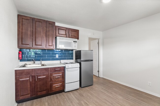 Photo - 901 N Gaskill St Unidad 25