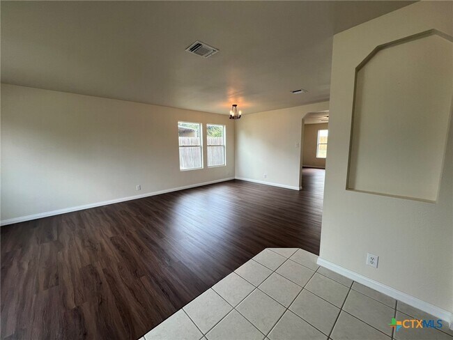 Photo - 2038 Castleberry Ridge