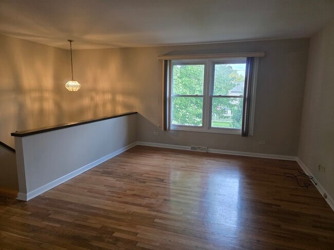 Photo - 670 Anita Ave