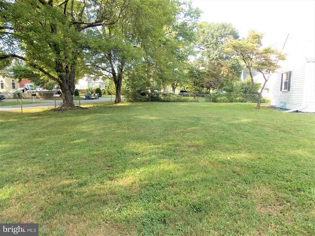 Photo - 6409 Higham Dr