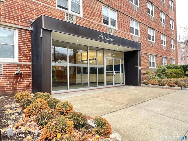 Photo - 140 Grove St