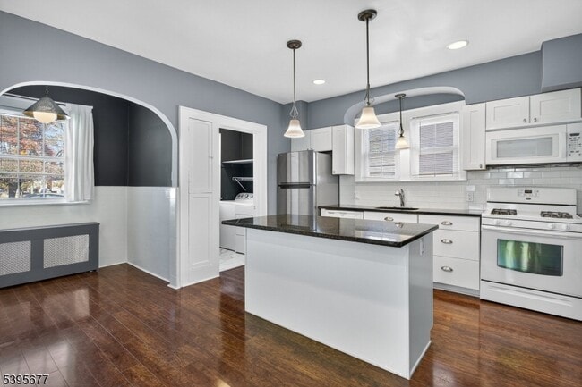 Photo - 1793 E 2nd St