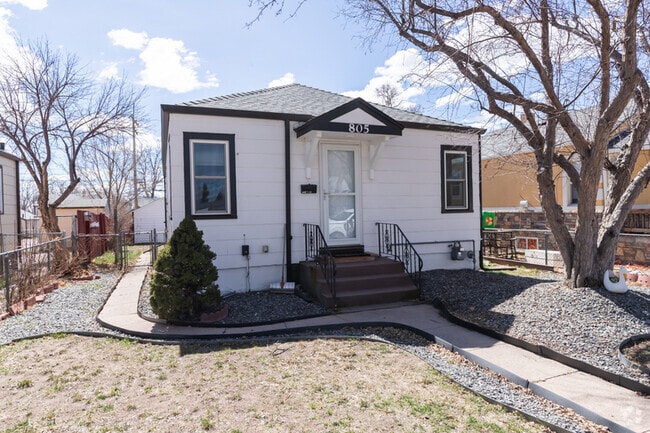 Building Photo - 805 E 6th St Rental