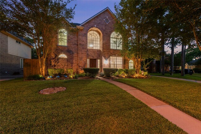 Photo - 16315 Madewood St