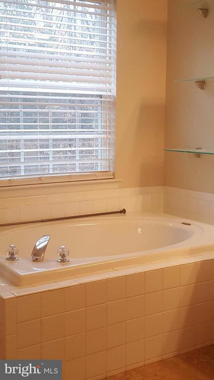 Photo - 7107 Finch Ln