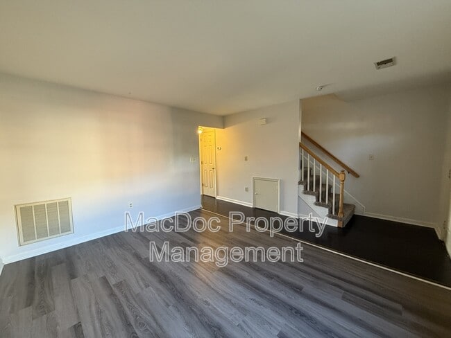 Photo - 169 Farrell Ln