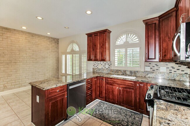 Photo - 3 bd/ 3.5 ba Home with Garage in Downtown Wilmington