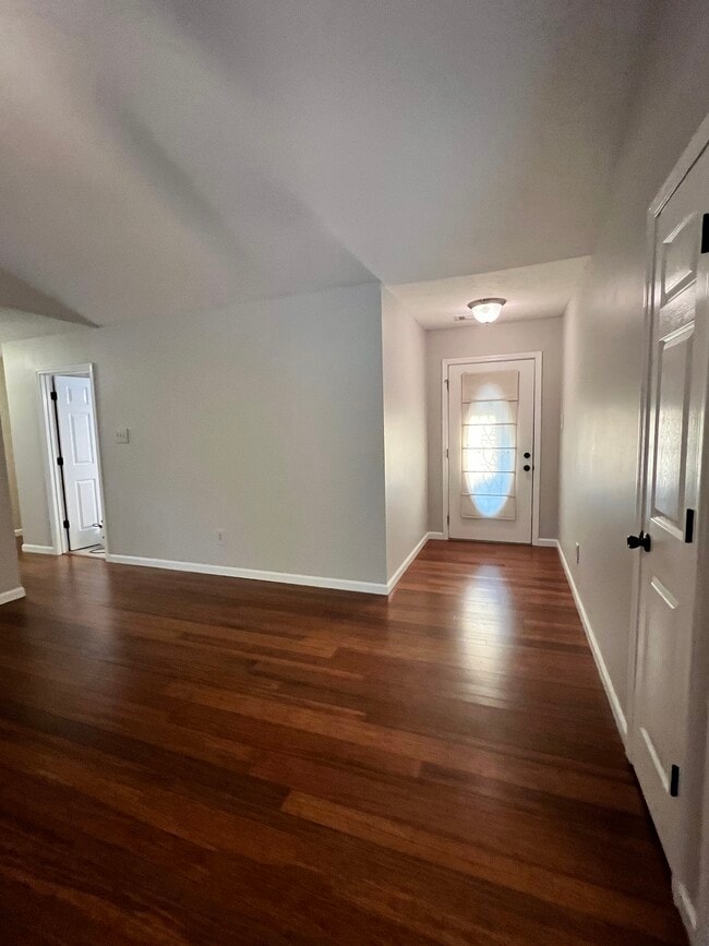 Photo - 1052 Highland Blvd
