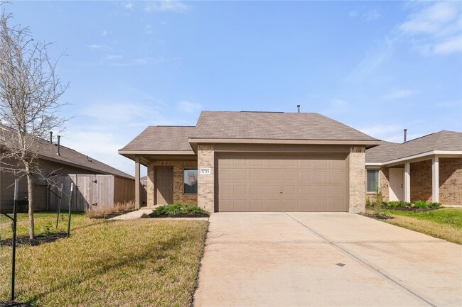 Building Photo - 17715 Grv Hl Dr
