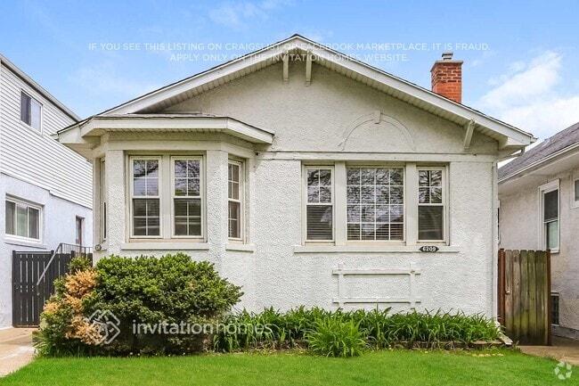 Building Photo - 6209 N Maplewood Ave Rental