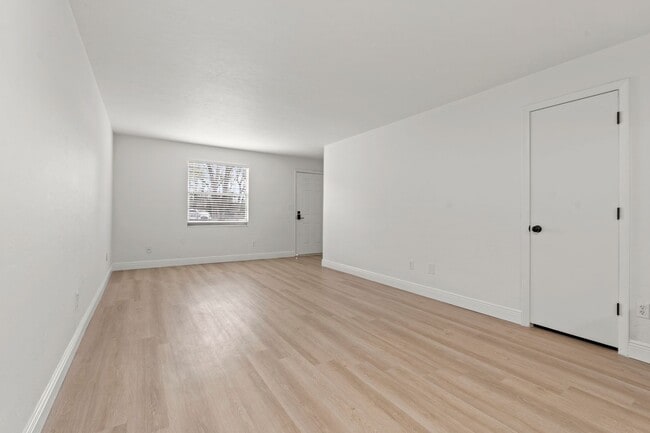 Photo - Millie Gardens