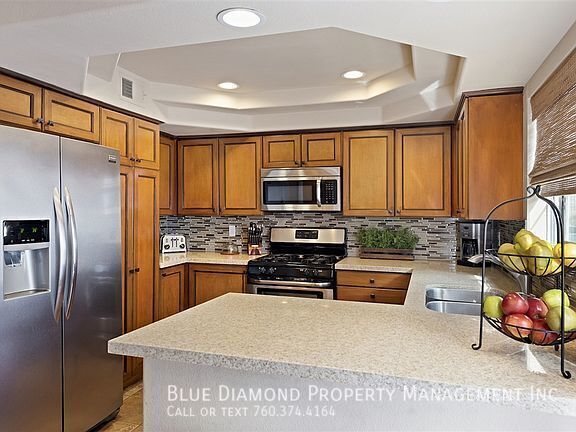 Building Photo - 12505 El Camino Real