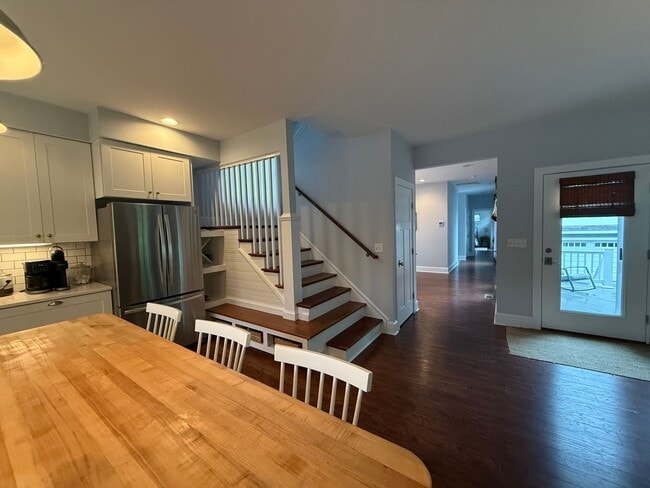 Photo - 307 Valley Rd