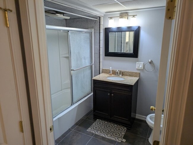 Photo - 24540 Pinehurst Ave