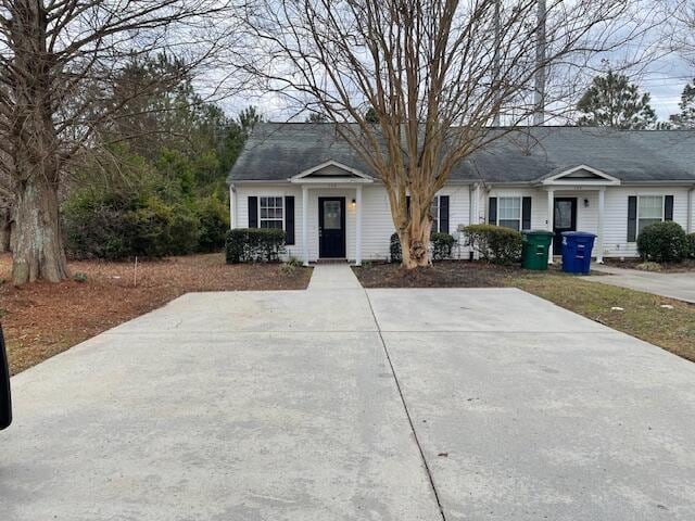 Photo - 102 Bennington Ln