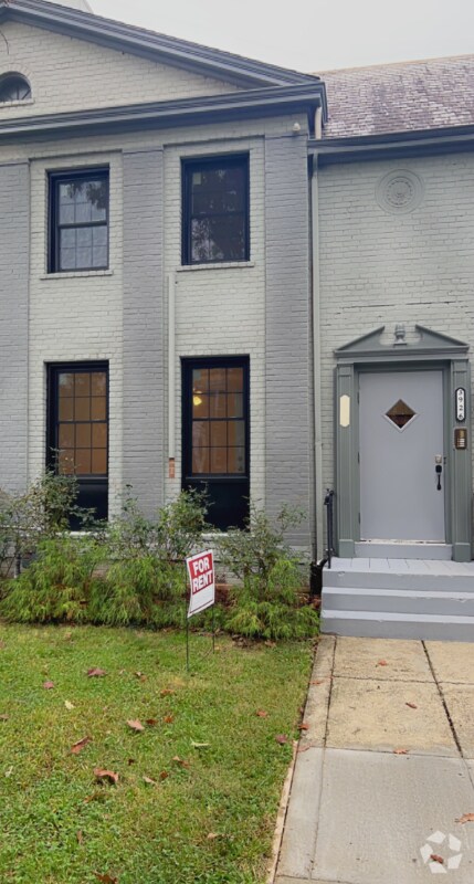 Building Photo - 3926 W St NW Unit 1 Rental