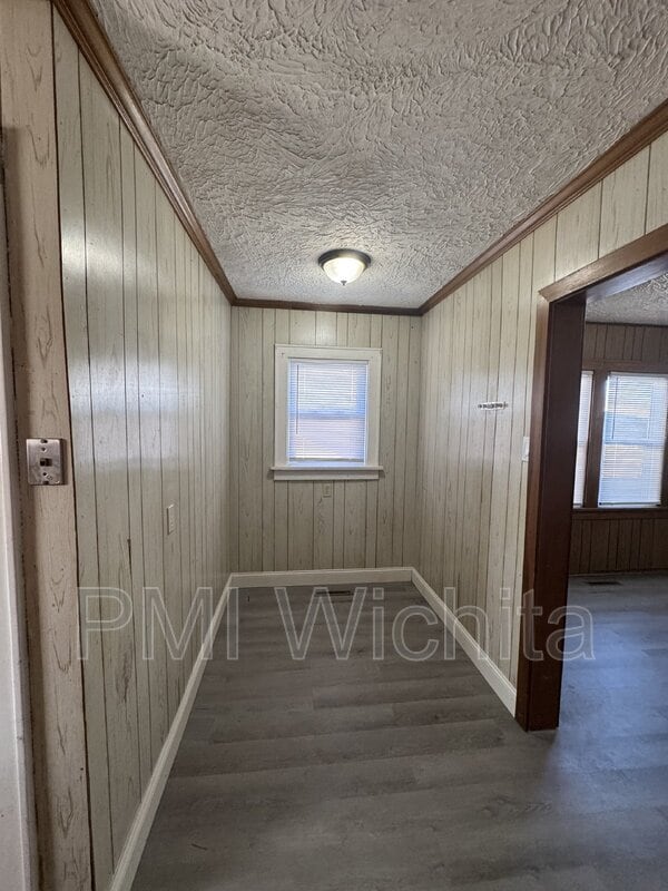 Photo - 1921 S Everett St