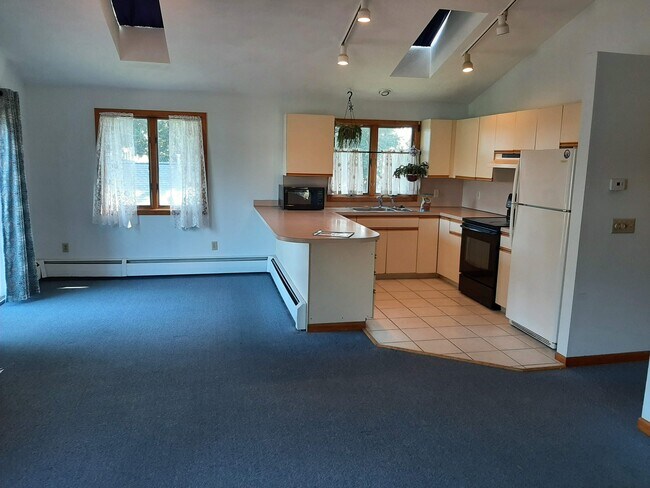 Living Room/Kitchen - 43 Maywood Rd