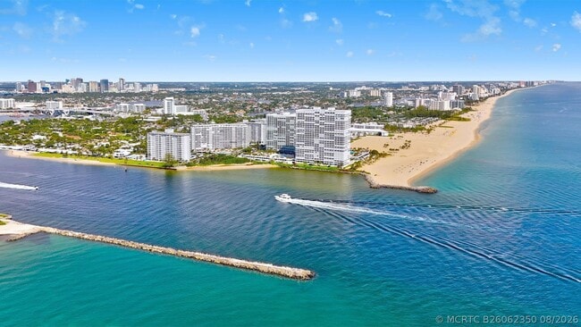Building Photo - 2000 S Ocean Dr Unit 701