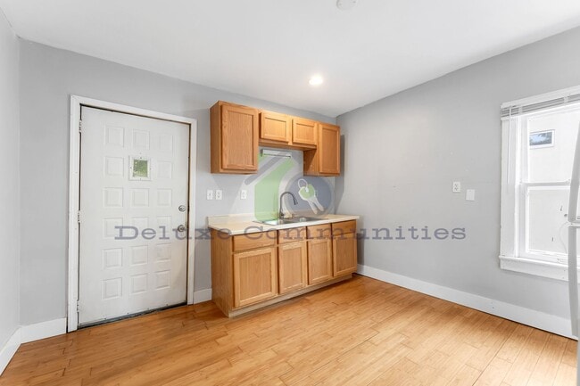 Photo - 346-346 Diamond Ave SE Unit 2