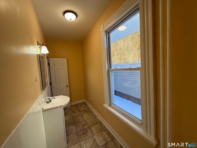 Photo - 10 Gilbert Ave