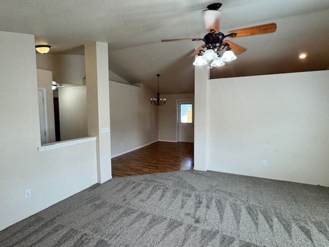 1919 Green Valley Way