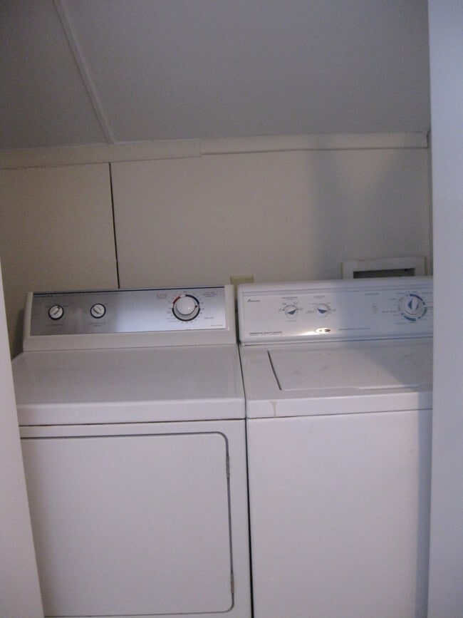710 Virginia Ave Unit C