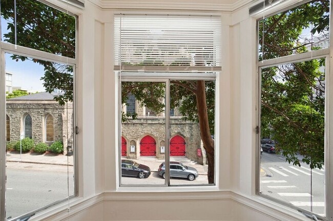 Photo - 1615 Gough St Unit 04