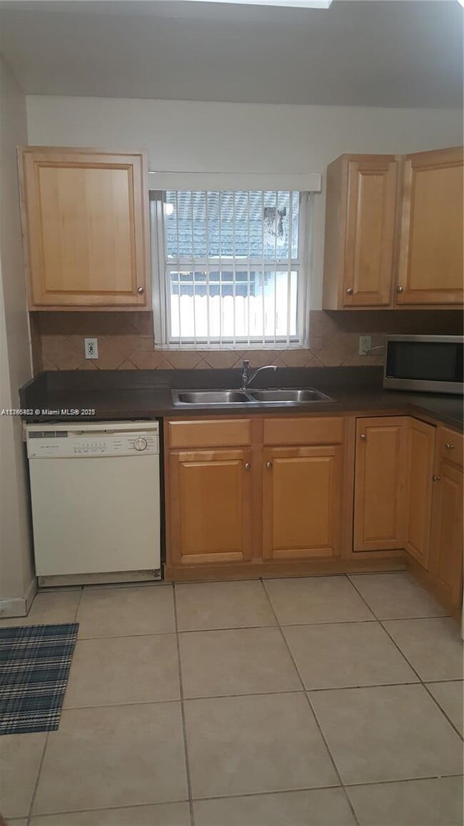 Photo - 5600 Coolidge St