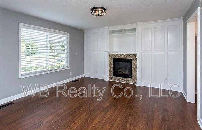 Photo - 710 SE Murphy Dr