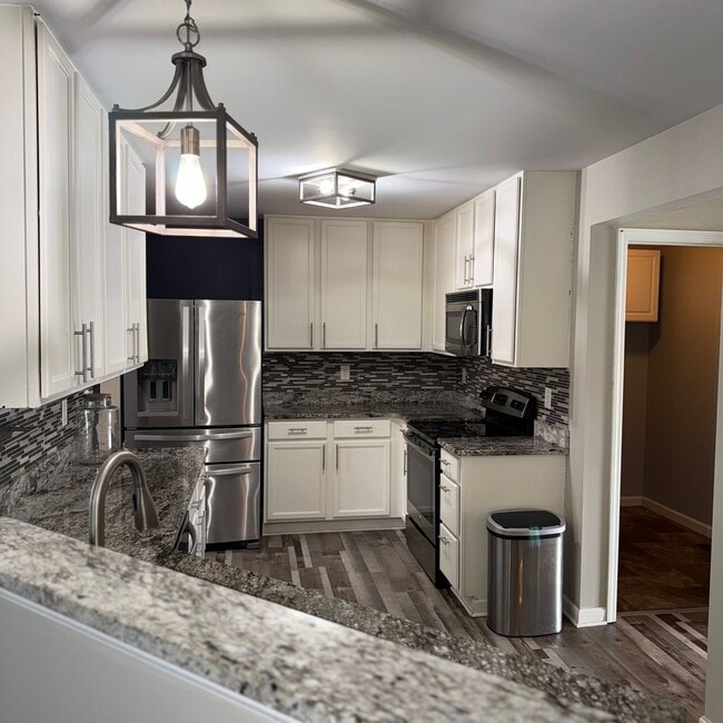 Photo - 61 Wyndgate Trail Ct