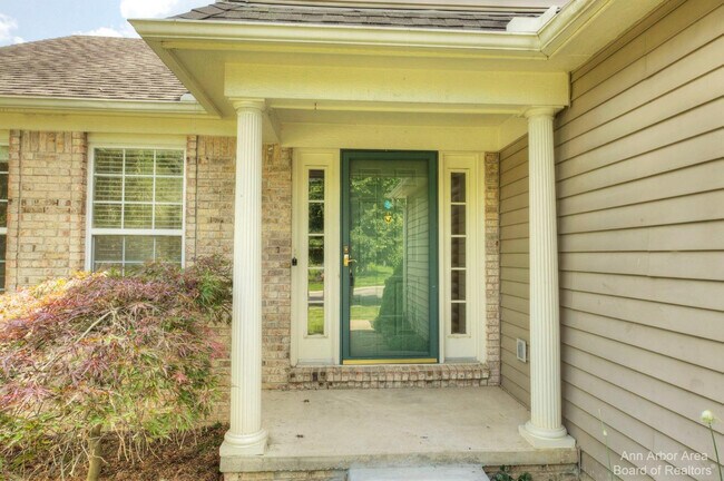 Photo - 3127 Dunwoodie Rd